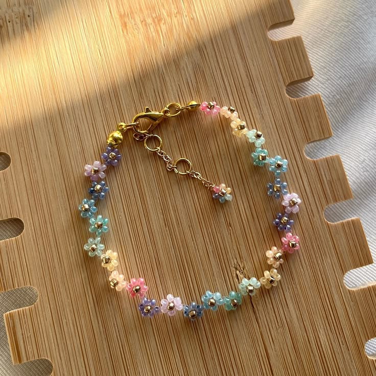 Flower beaded bracelet