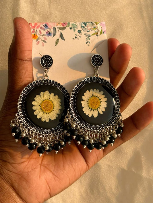 Black resin earrings